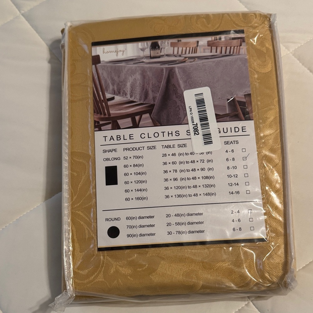 Gold Tablecloth Set